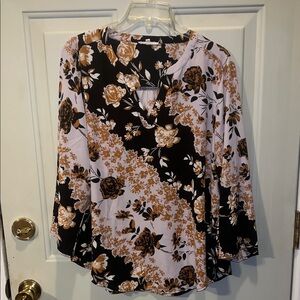 Maurices white Black and gold  Floral rose Blouse sz L